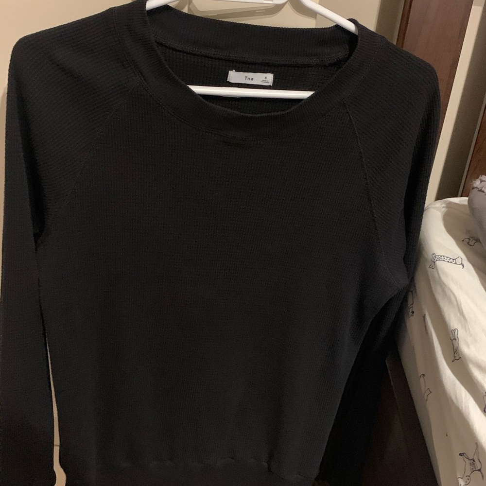 Black aritzia sweater